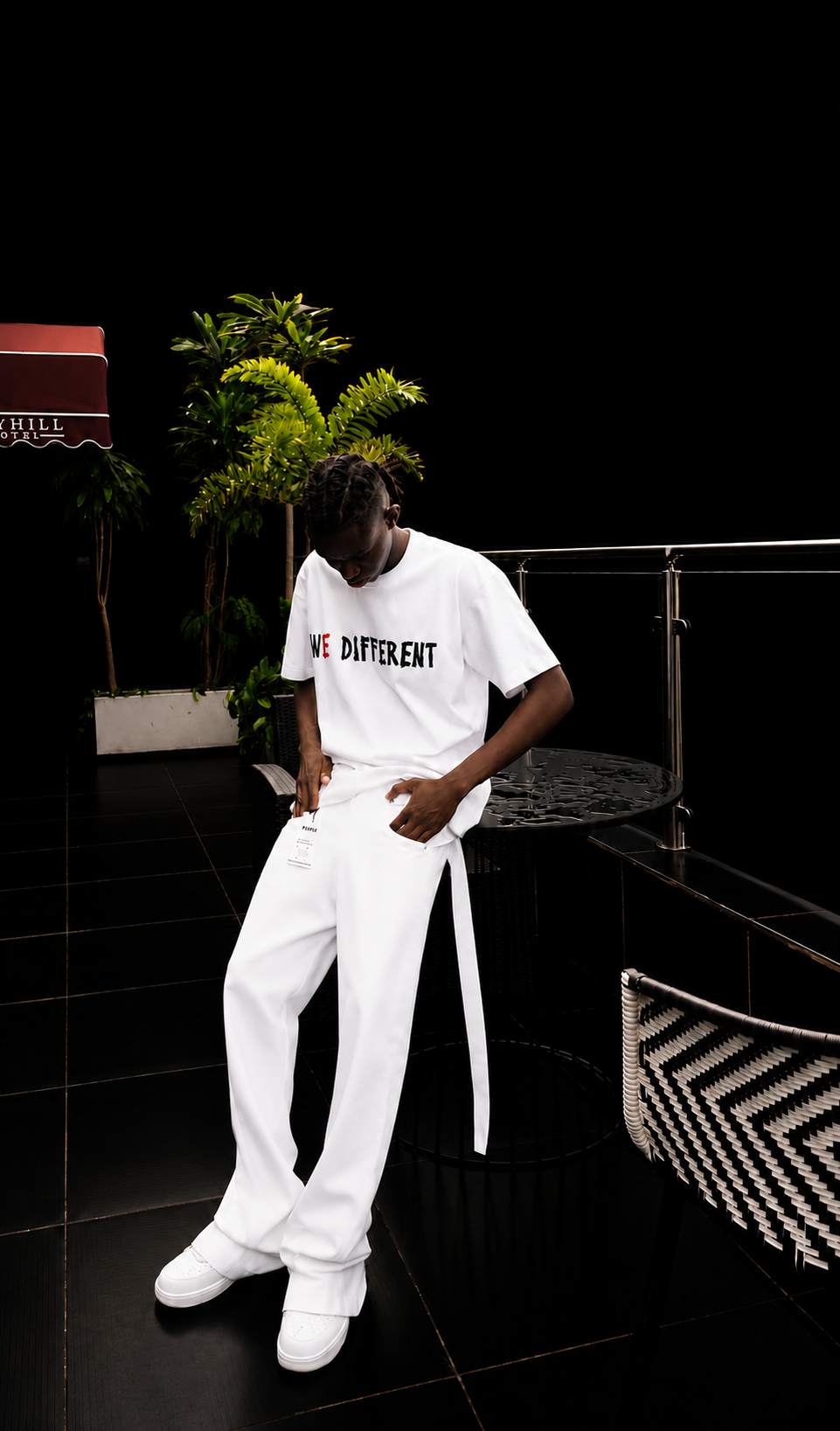 WE DIFFERENT TEE — Black — view 5